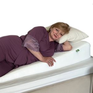 Брошь-подарок гастроэнтерологу